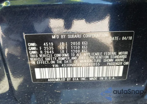 2018 Subaru Legacy 2.5I Premium z USA, uszkodzony, nr VIN 4S3BNAF69J3040055